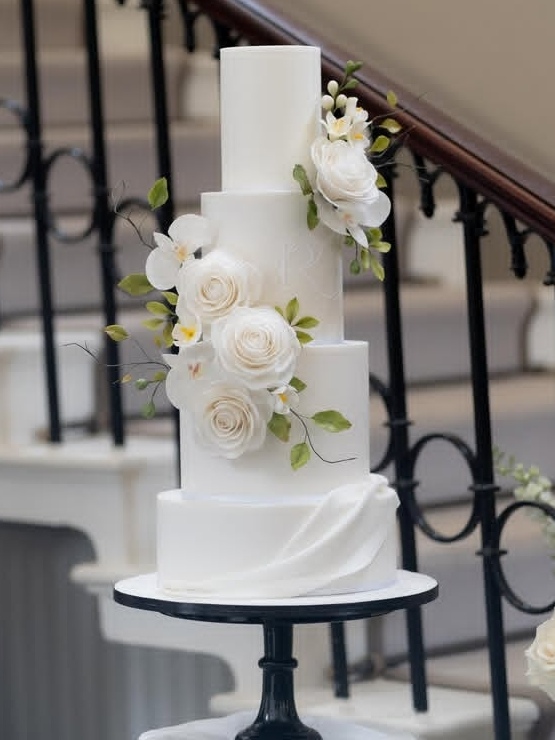 عکس کیک عروس و داماد